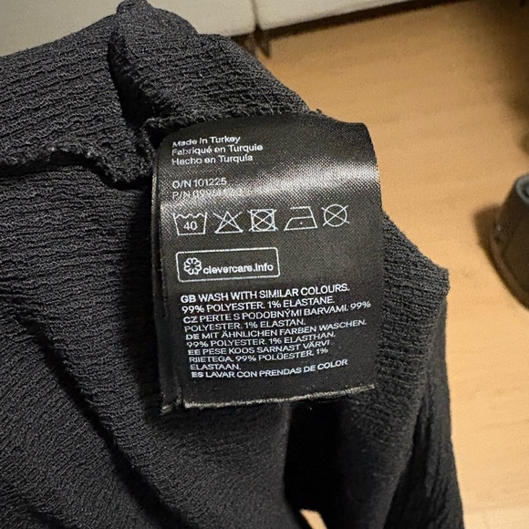 H&M Classic Black Jumpsuit - Picture 8 of 8